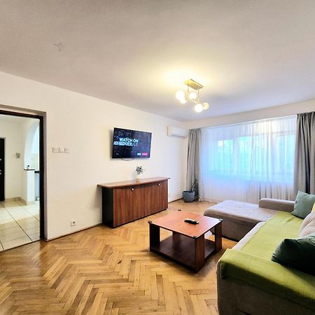 Tranquil Unirii Residence - Elegant & Spacious Living With Parking Steps From Parliament Bukarest Exterior foto